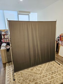 Room Divider / Privacy Screen – Like New – Easy Assembly - $25 (Koreatown LA)