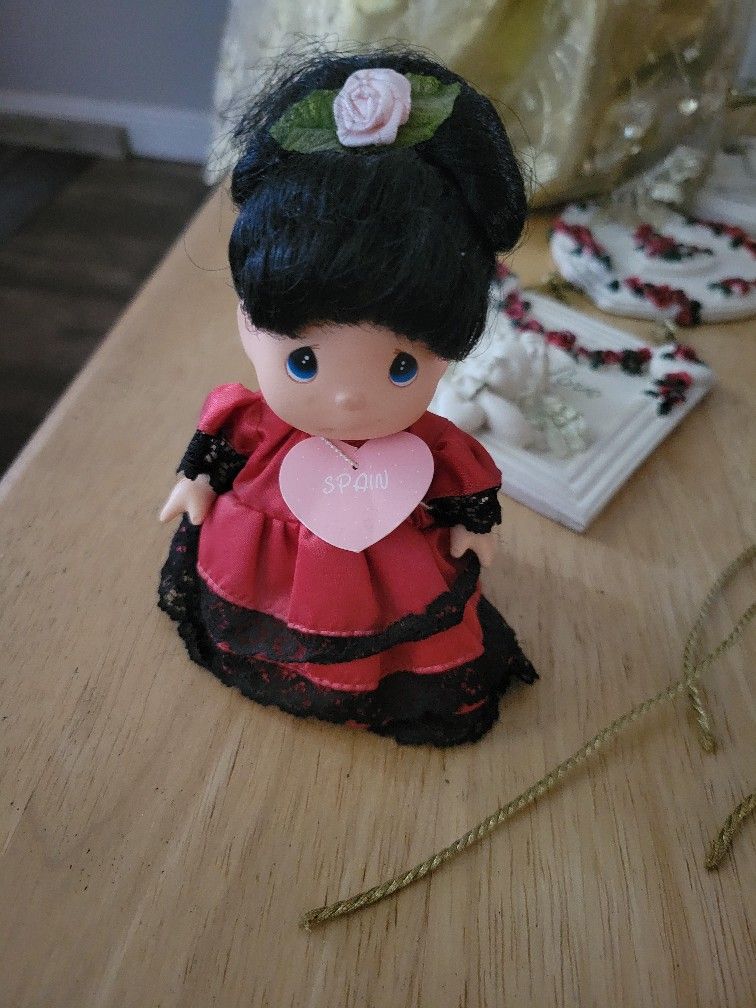 Precious Moments Collection SPAIN