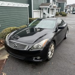 2011 Infiniti G37 Journey