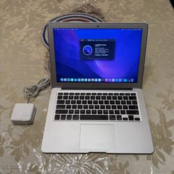 2017 MacBook Air 128GB -13 Inch