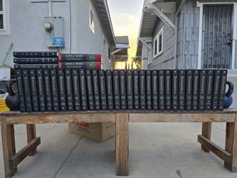 Encyclopedia Britannica 1989 + Annals Of America 1990 + Extras