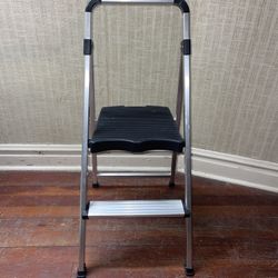 Gorilla 2-Step Aluminum Step Stool Ladder
