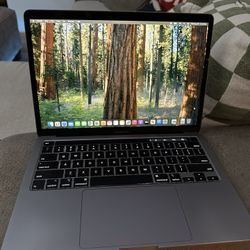 MacBook Pro 2020 500 SD 16RAM
