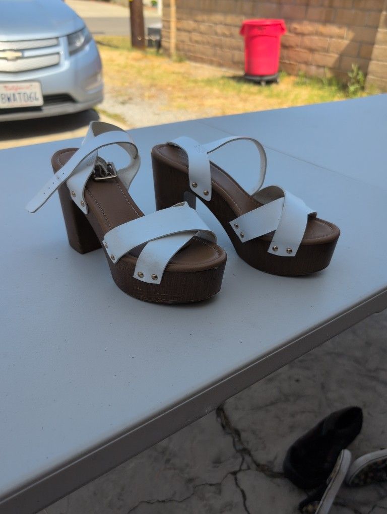 Limelight Chunky White Heels Size 10