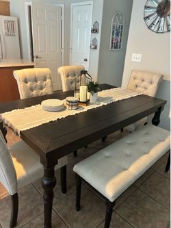 Kitchen table