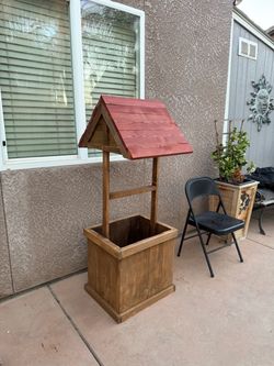 Wishing well planter MTO