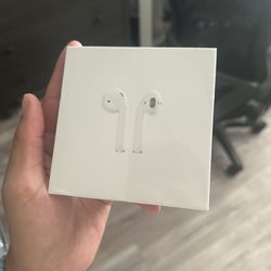 Apple AirPods (Generation 2) NEW!!