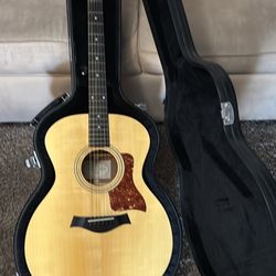 Guitar Taylor 214