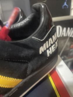 Adidas Superstar NBA miami Heat for Sale in Boynton Beach, FL - OfferUp