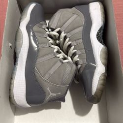 Jordan 11 Cool Grey 2021 Size 5Y