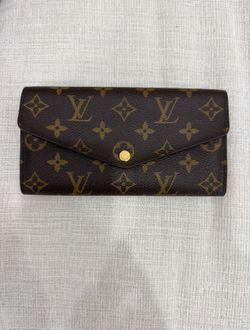 Louis Vuitton Sarah Wallet