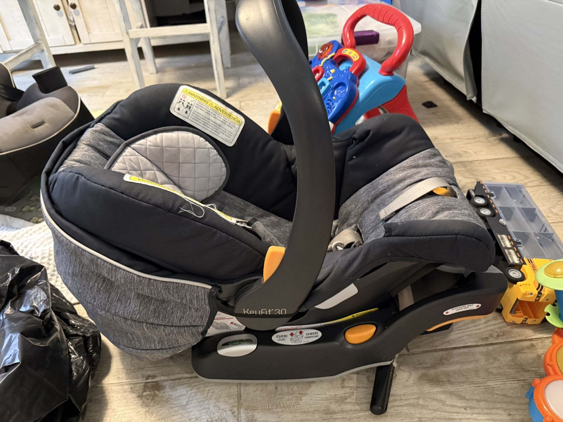 Chicco Infant Car Seat And Stroller