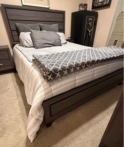 Queen Bedroom Set with Adjustable Base - Includes new mirror in box for dresser! Mattress NOT included!