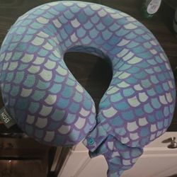 Neck Pillow (Mermaid)