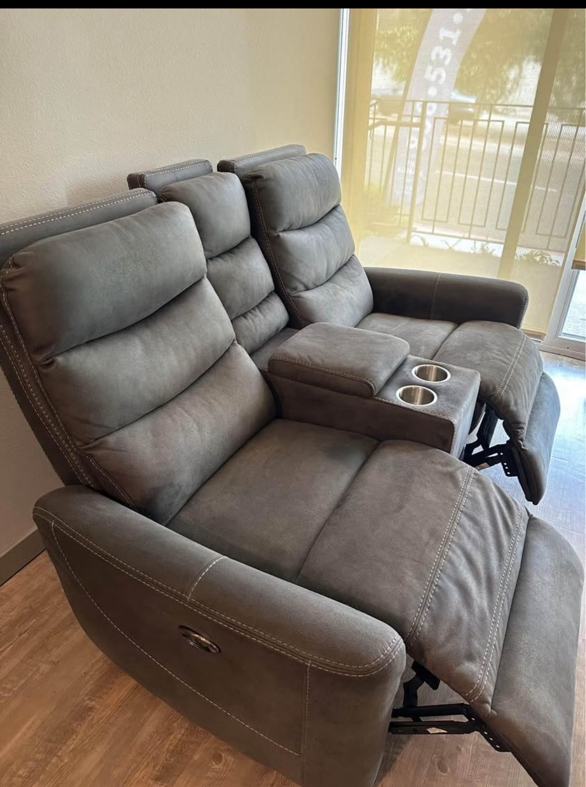 Selling Living Spaces Fueniture 70” Power Reclining Storage Console Loveseat with USB