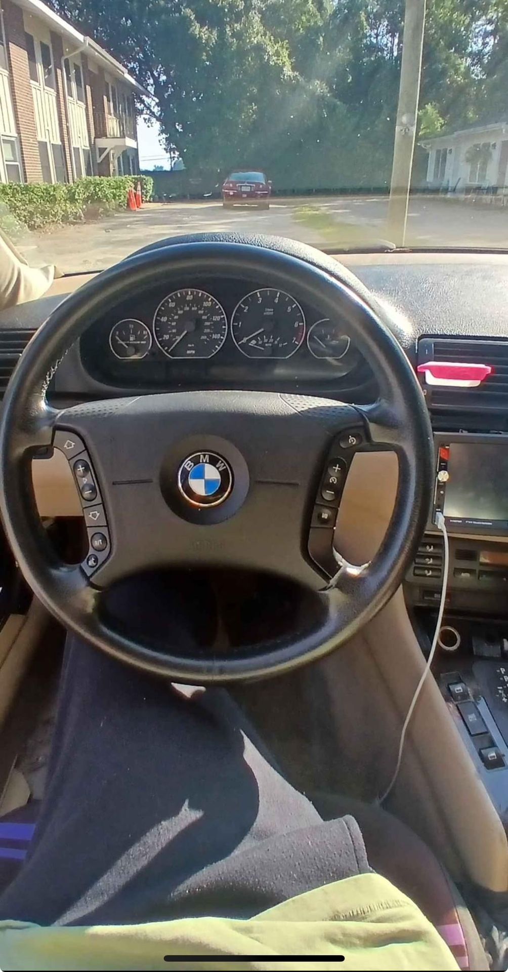 2002 BMW 325