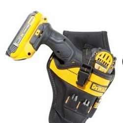 DEWALT DG5121 heavy-duty holster designed for impact drivers and drills