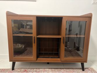 Wine storage cabinet