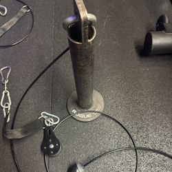 Rogue Weight Plate Stem And pulley