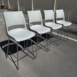 KI Doni Café Stools (4 Available) – Great for Schools, Restaurants, or Offices