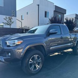 Toyota Tacoma 4x4 V6