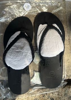 Woman’s Flip flops-Size 7 & 8 -$20