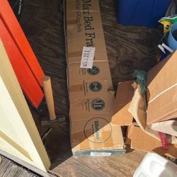 King/Queen Metal Bed Frame