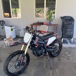 2017 250cc dirtbike