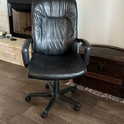 Black Leather Desk Chair