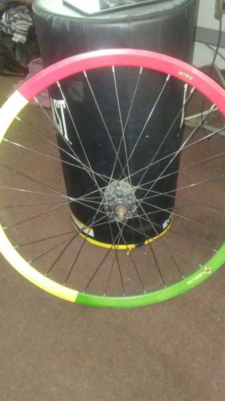 Velocity Origin 8 Deep V Rasta Limited Track Fixed/fixed Gear Wheel