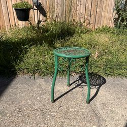 Green Plant Stand 