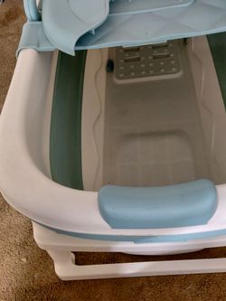 Portable bathtub