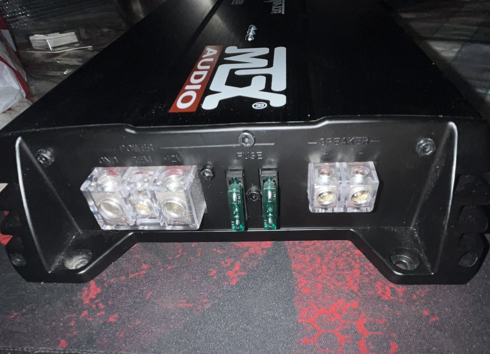 MTX AUDIO Amplifier For Subwoofers