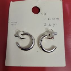 Fashion Jewelry / Costume Jewelry 