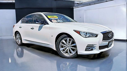 2015 INFINITI Q50