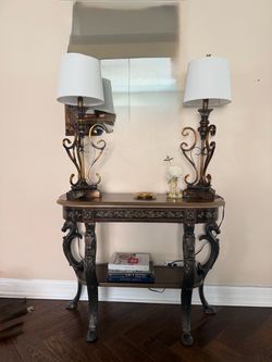 Ornate Console Table with Two Table Lamps