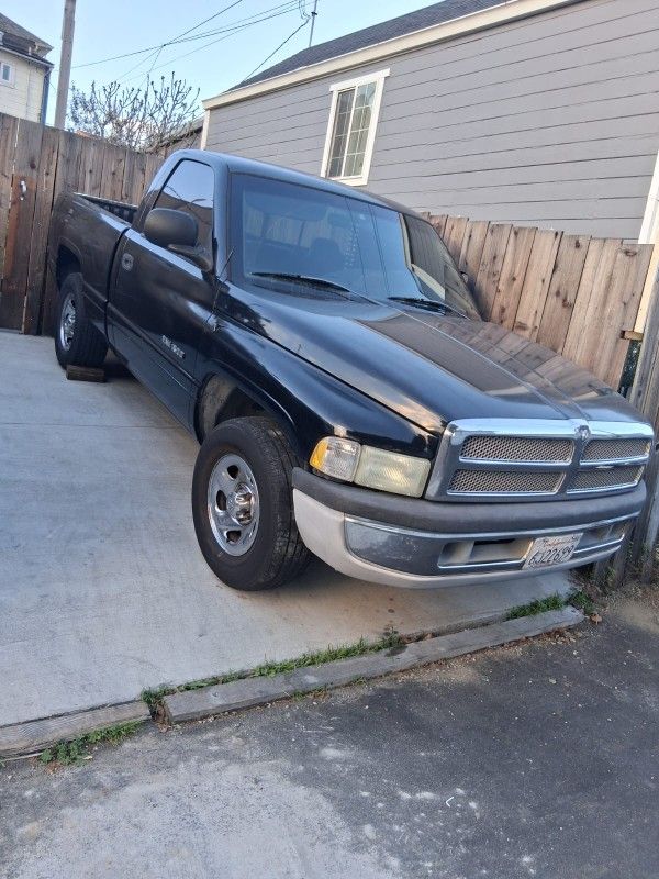 2001 Dodge Ram