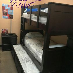 Triple Twin Bunk Bed New Pinewood New $1049  Included Mattress 