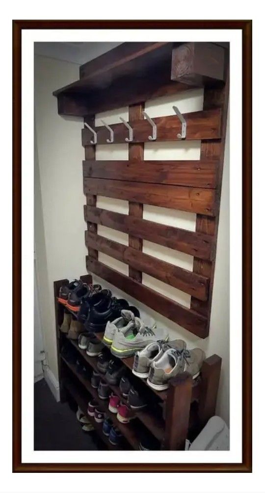 Pallet Projects ! Sustainable Home Organizing Plant Holder Home Decor Art Coffee Table Bookshelf Shelf Shelving