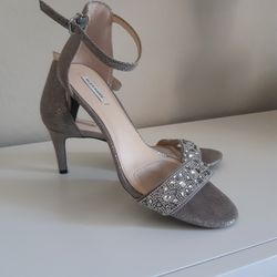 Alex MARIE HIGH HEELS, BASICALLY NEW Worn Onky For Two Hours Ceremony, Size 9