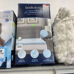 1.5 Inch 5-Zoned Gel-Infused Topper is a mattress topper