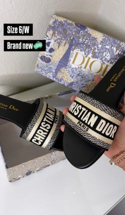 Dior slides size 6/W