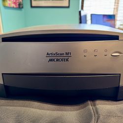 Microtek ArtixScan M1 Pro Photo Film Scanner