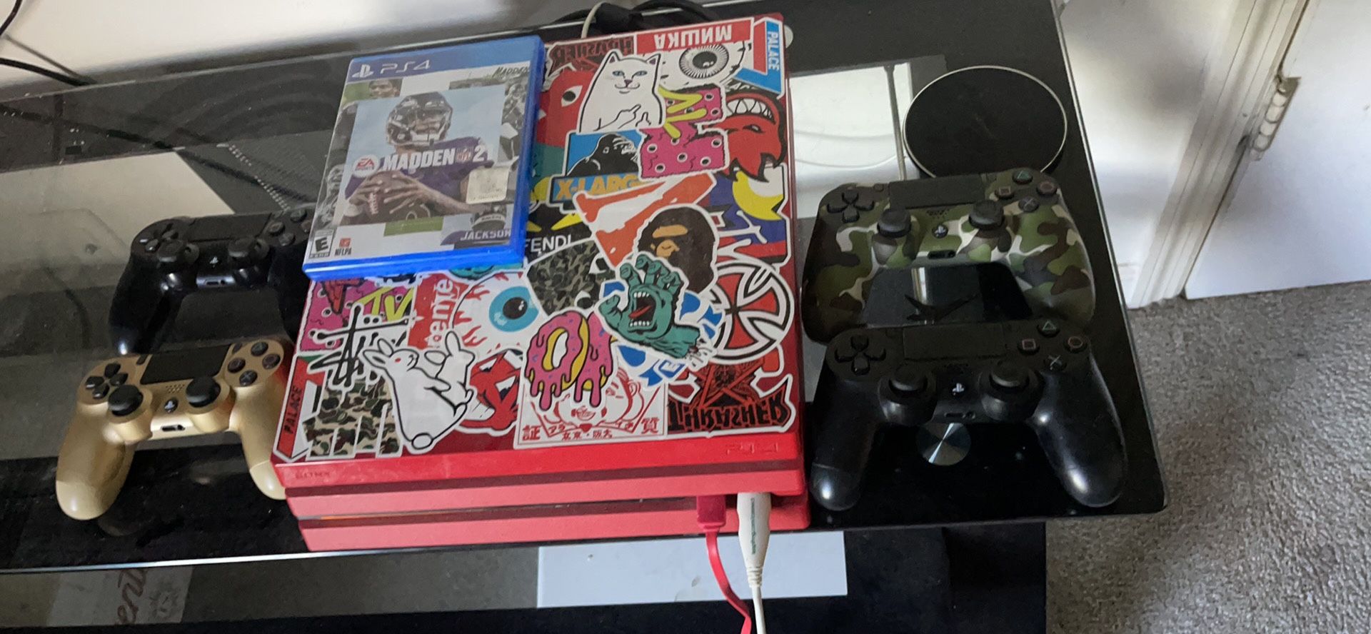 1 TB PS4 Pro