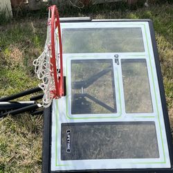 Basketball Hoop 