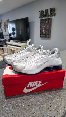 Nike shox brand new sz 13