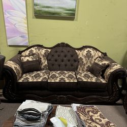 Brand New 2 Piece Set Sofa