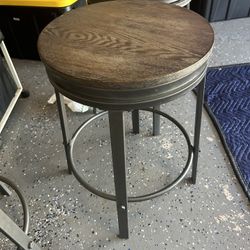 3 Swivel 24” Kitchen Bar Stools 