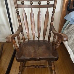 Antique Rocking Chair 