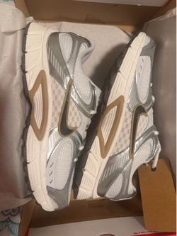 Nike Men’s V5 RNR